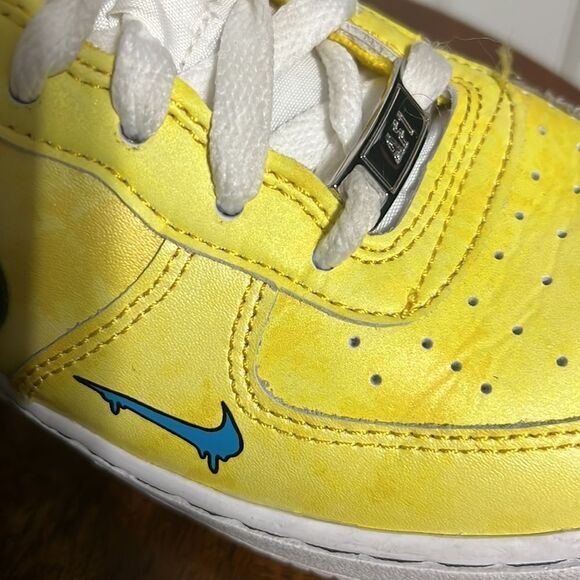 🔥🔥NIKE Air Force 1 LV8 GS Peace Love Yellow Youth 4Y / Women Sz 5.5 - PERFECT - Picture 4 of 9